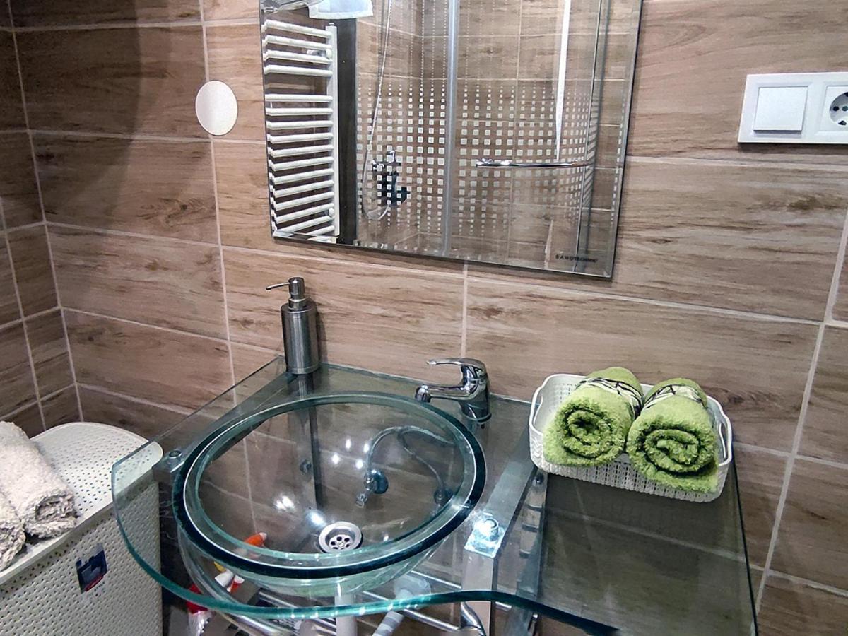 White Stone Apartman Hajdúszoboszló 外观 照片