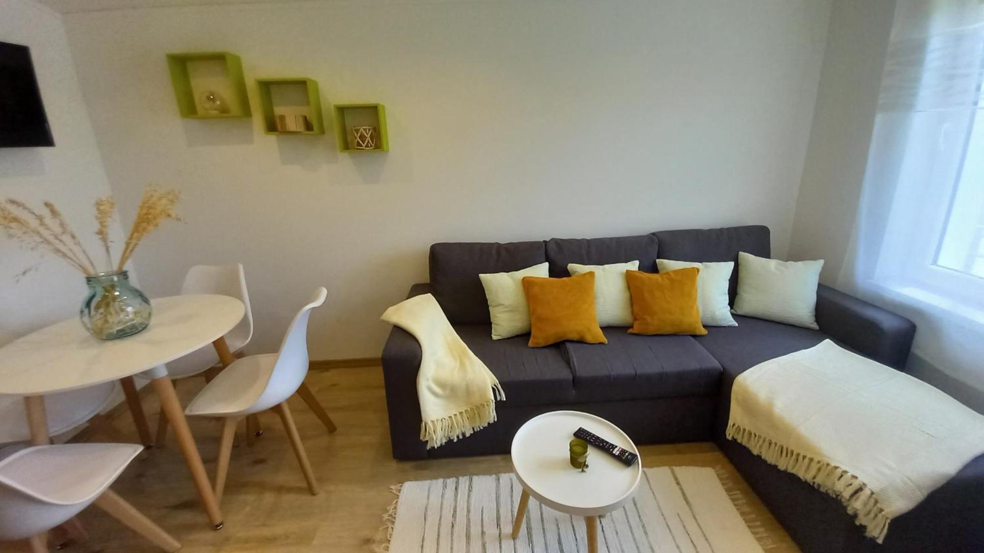 White Stone Apartman Hajdúszoboszló 外观 照片