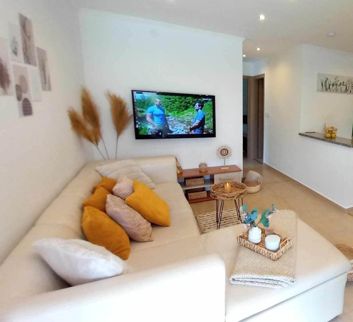 White Stone Apartman Hajdúszoboszló 外观 照片
