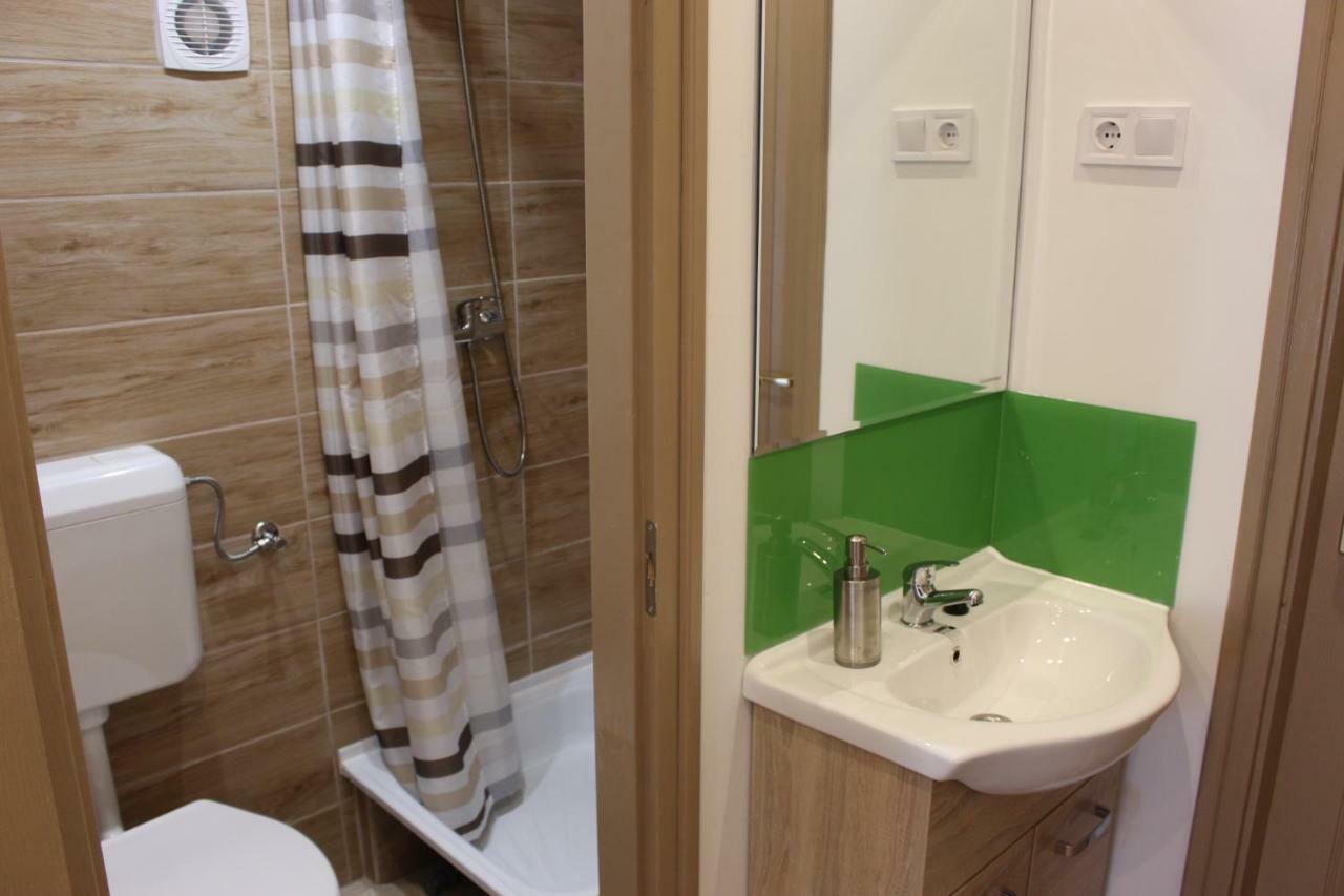 White Stone Apartman Hajdúszoboszló 外观 照片